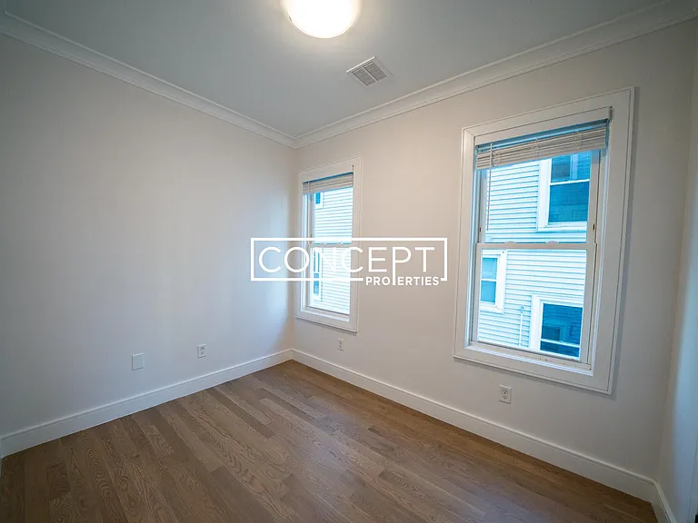37 Calumet St #2 — Photo 18