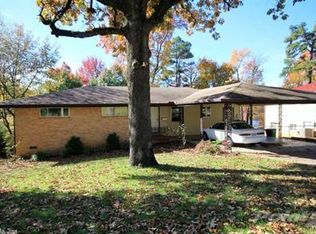 3 Broadmoor Dr, Little Rock, AR 72204