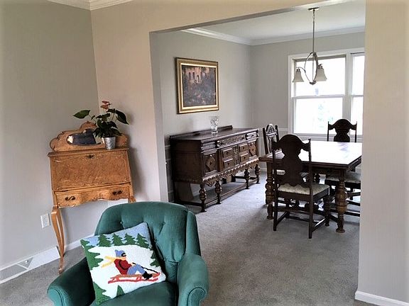 3rd image of 6029 Glenbeigh Dr