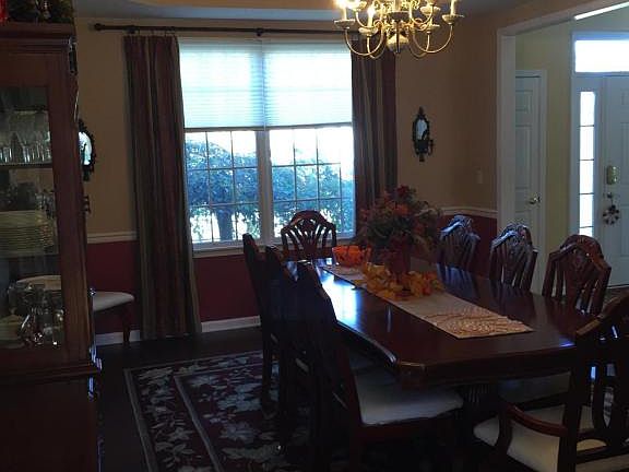 4th image of 391 Brentwood Ave