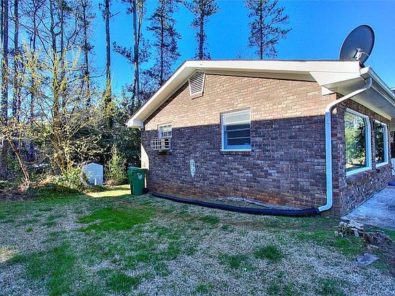 5th image of 3973 Maxey Hill Dr