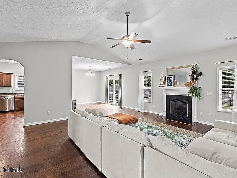 3315 Hardee Farms Dr — Photo 7