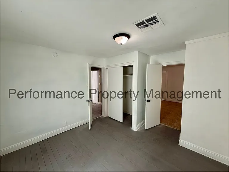 3703 Eucalyptus Dr — Photo 6