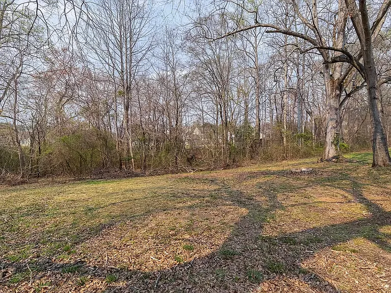 222 Crescent Cir — Photo 13