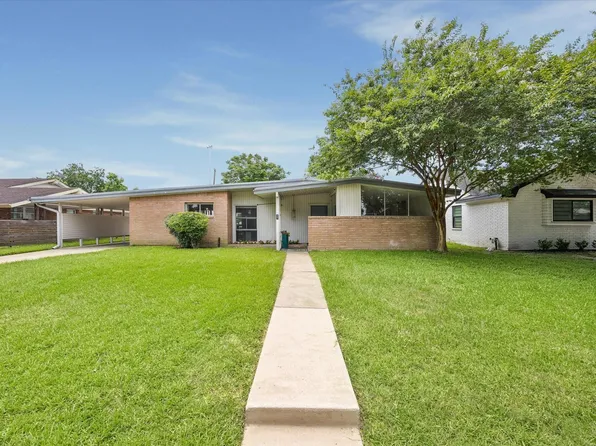 3631 Woodvalley Dr, Houston, TX 77025