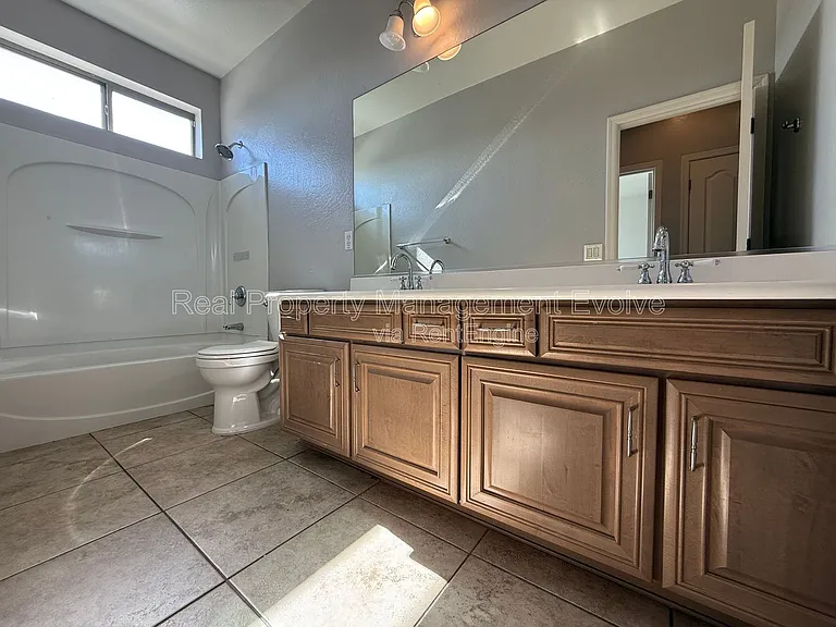 4287 S Kimberlee Dr — Photo 48