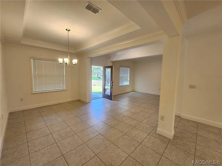 88 Linder Dr — Photo 3