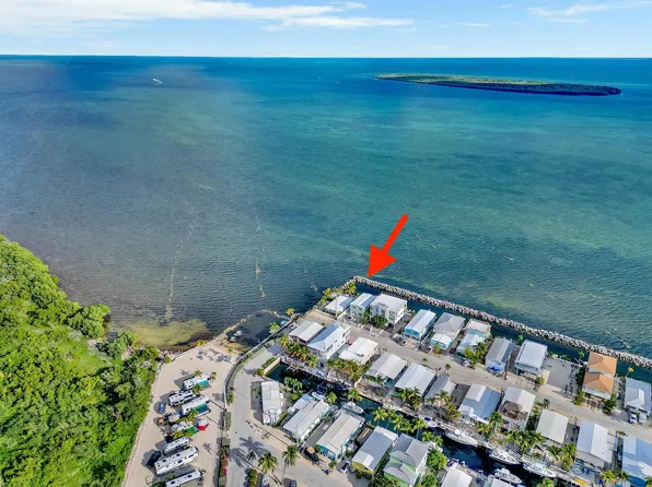 301 Little Miss Muffett Ln, Key Largo, FL 33037