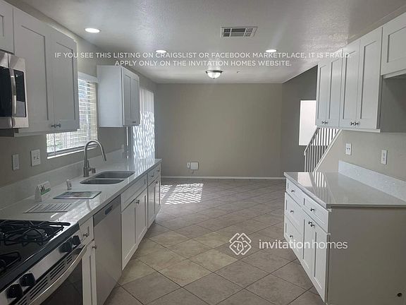3rd image of 11646 Robin Dr