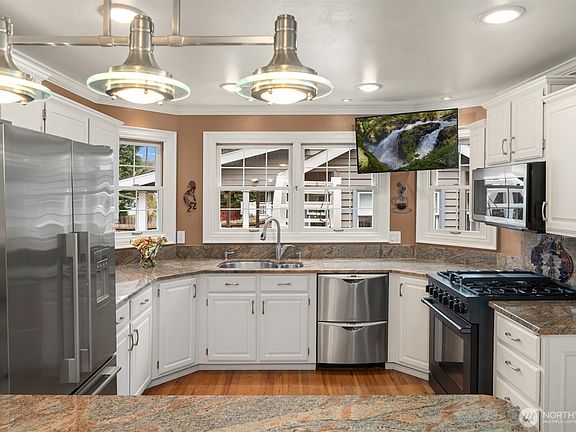 3rd image of 17409 113th Avenue NE