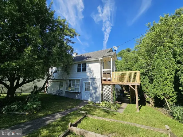 1 Elm St, Quakertown, PA 18951