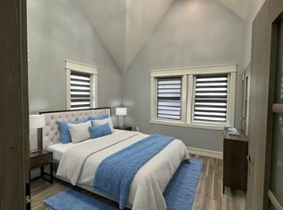 80-68 59th St #2, Ridgewood, NY 11385