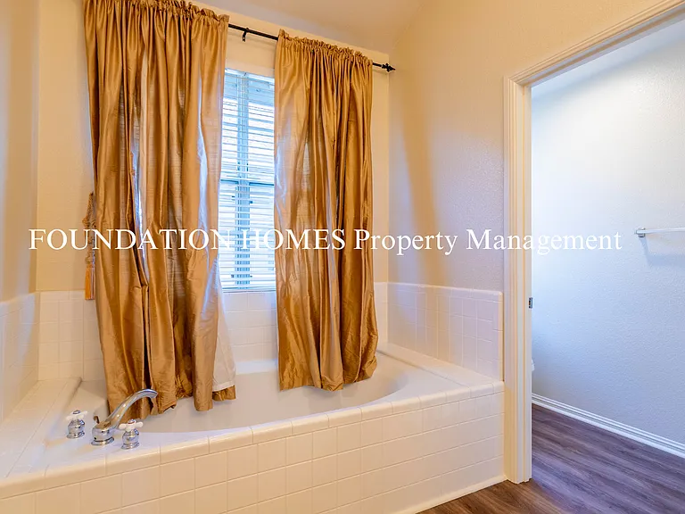 3 Lagoon Ct — Photo 12