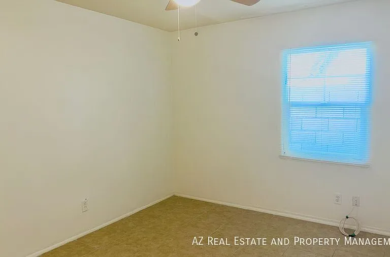 1509 N 15th Ave — Photo 11
