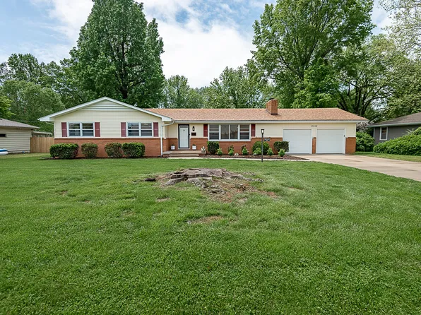 2214 E Washita Street, Springfield, MO 65804