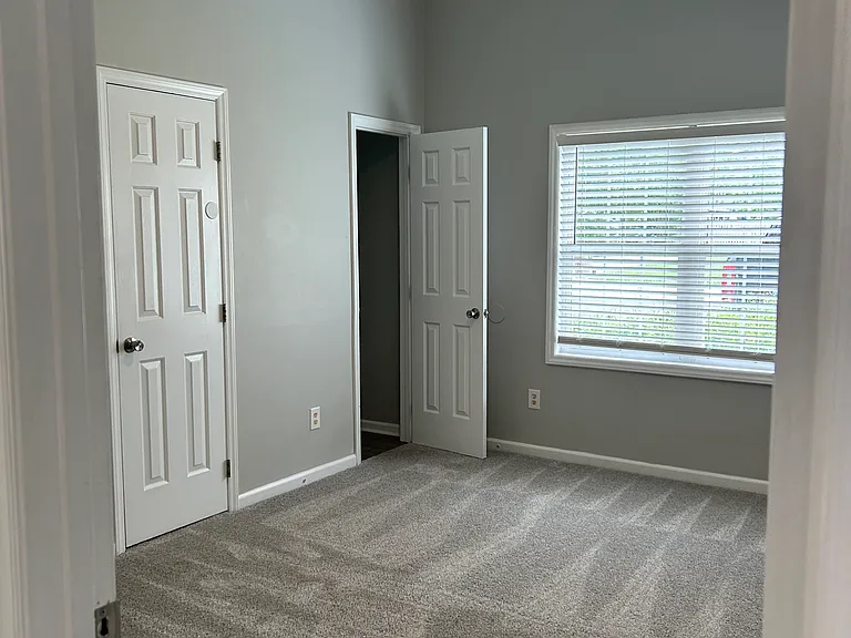 803 Grathwol Dr — Photo 9