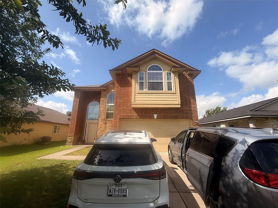 1st image of 124 Langtry Ln