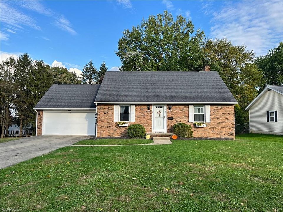 1st image of 909 Mount Auburn Dr