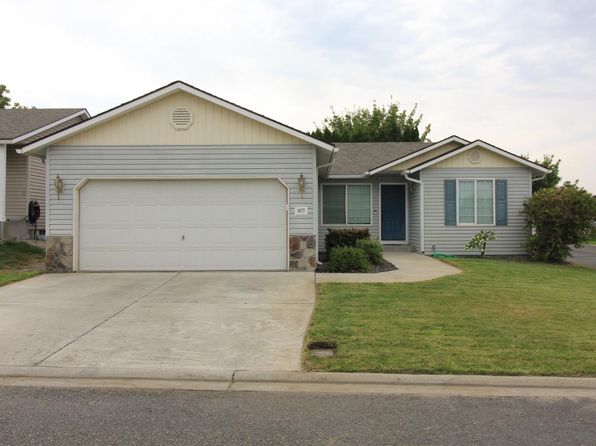 1677 Foxglove Ave