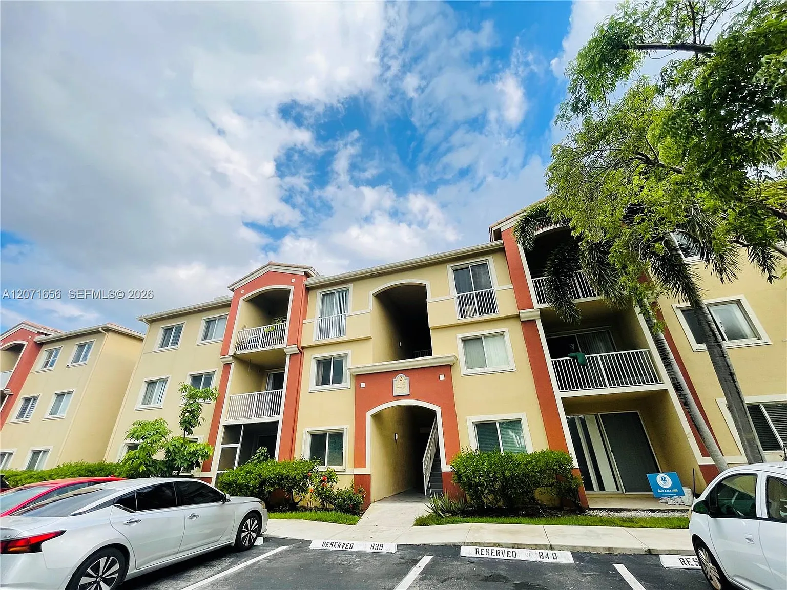 University Parc Residence — Photo 1