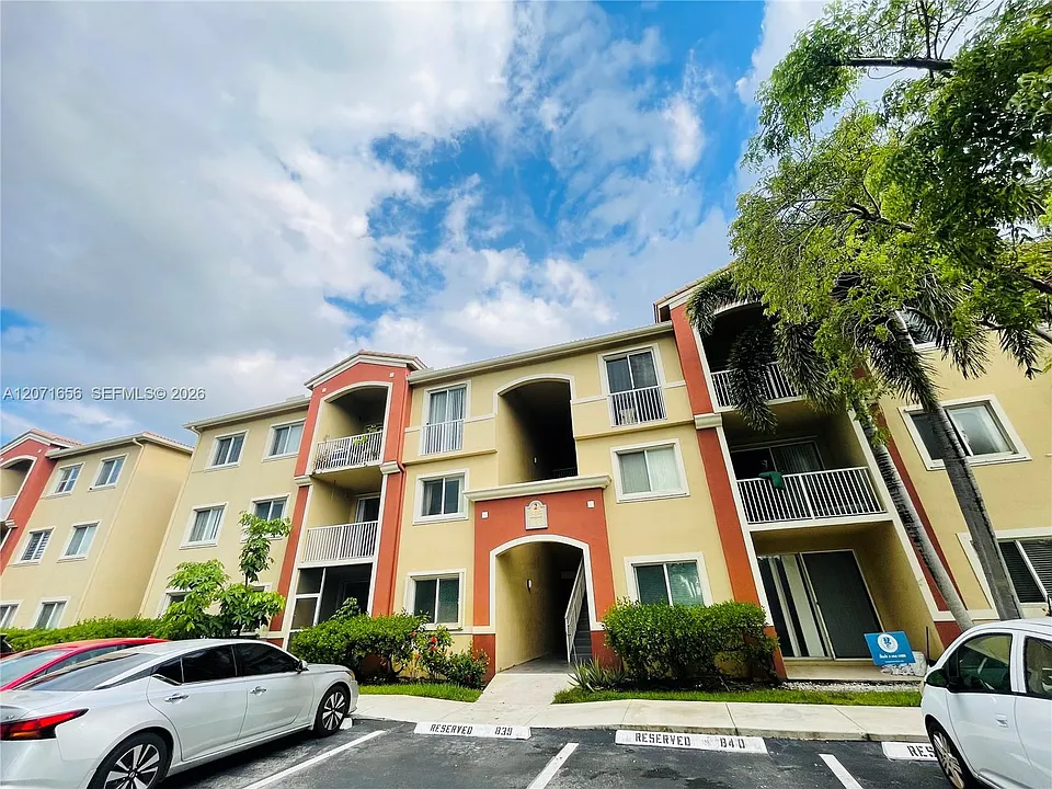 7085 Nova Dr #318