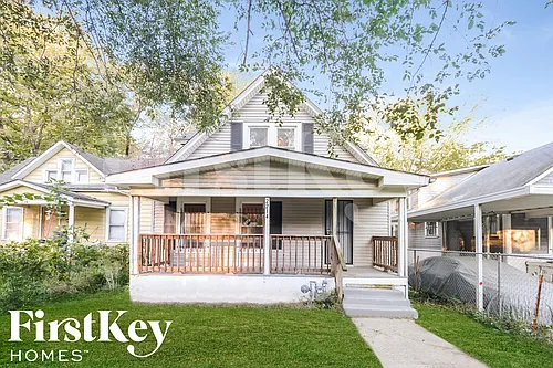 2214 Quincy St Photo 1