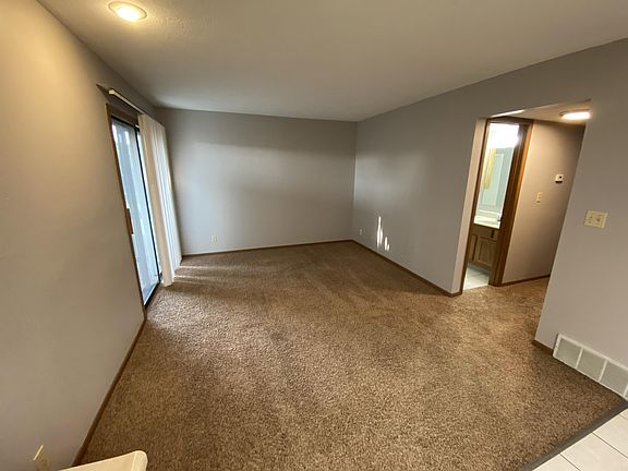 2nd image of 5820 S 52nd St APT 5