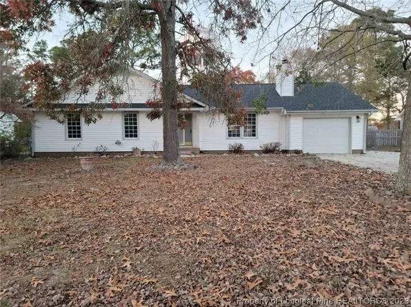 6904 Woodmark Dr, Fayetteville, NC 28314