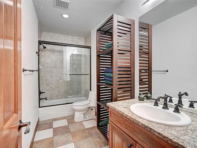 101 E Main St #205 — Photo 14