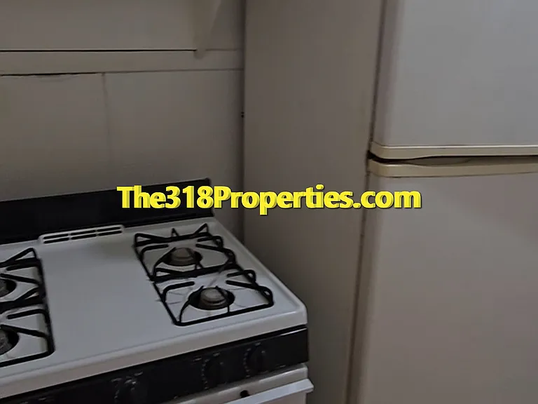 154 E Herndon St #B — Photo 13
