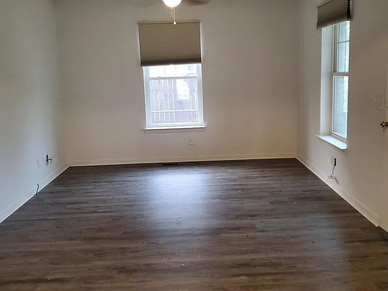 21015 Glen Lodge Rd — Photo 5