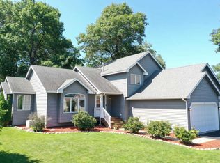 62 119th Ave NW, Coon Rapids, MN 55448