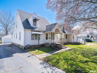 1514 S 5th St, Pekin, IL, 61554