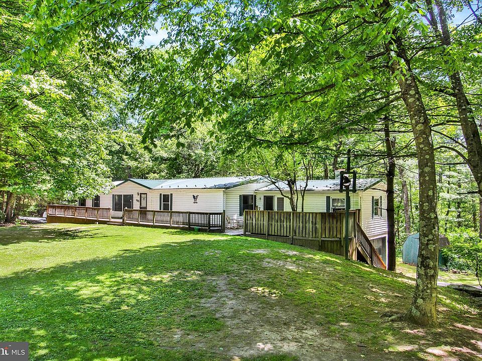 1st image of 165 Oak Dr
