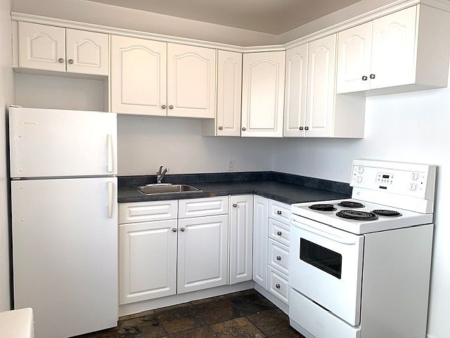 1st image of 10033 111th St NW #A0303