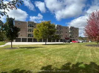 125 William St N #208, Brockton, ON N0G2V0