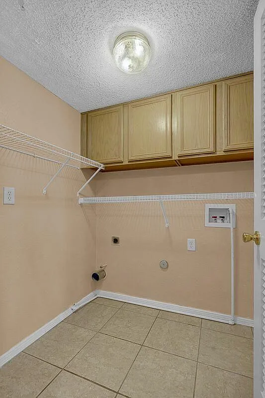 1460 Paseo De Flor Street - 1 — Photo 2