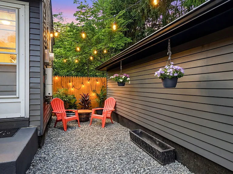 41 Orchard Ave — Photo 7