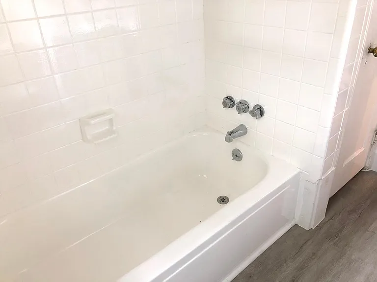 27 Wilshire Dr — Photo 14