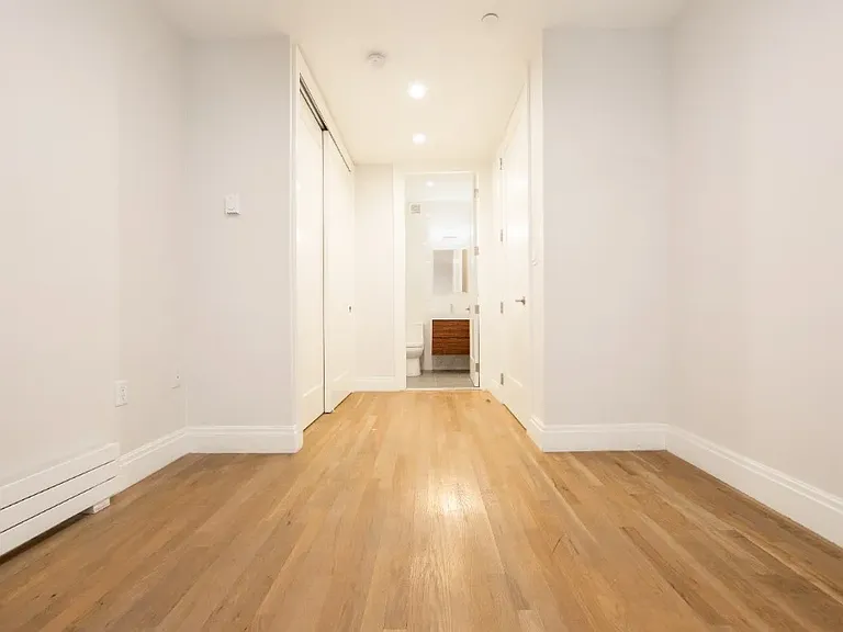 45 Beekman St #2S — Photo 7