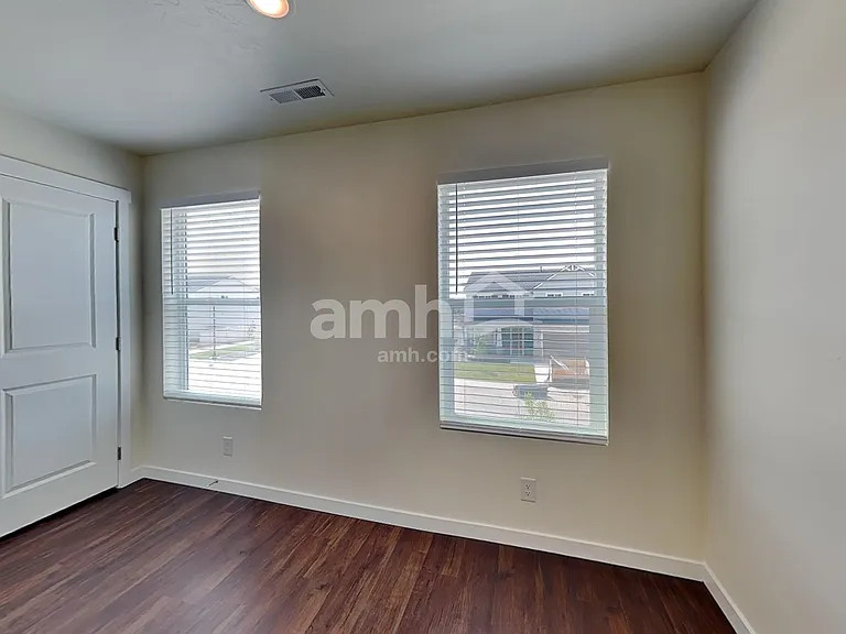 9412 W Shumard St — Photo 19