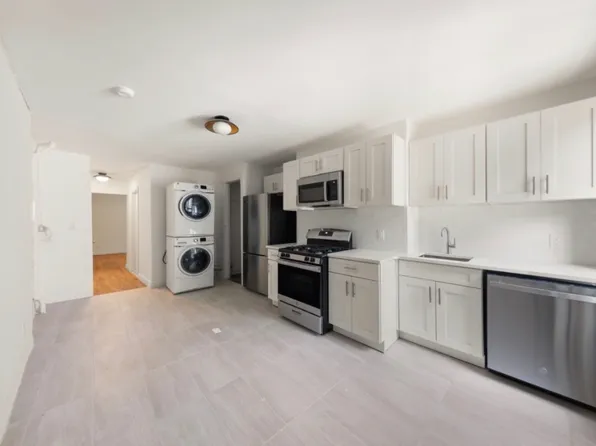 533 Washington Avenue image 1 of 13