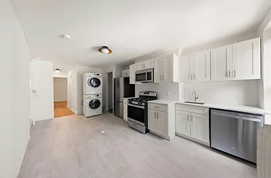 533 Washington Avenue, #GR