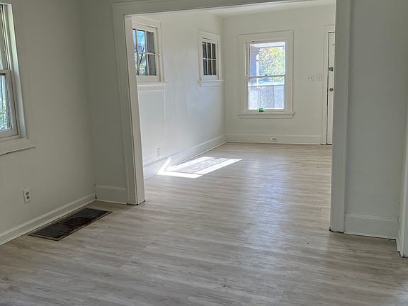 Living / Dining Room