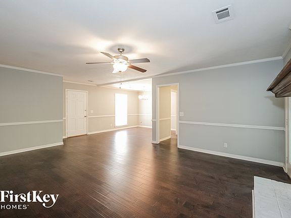 3rd image of 1870 Brandy Dr SE