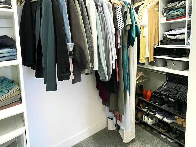 48 N 2000 W — Photo 13