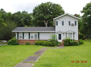 61 N Main St, Wadley, GA 30477