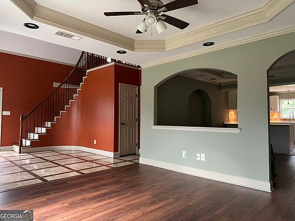 2nd image of 416 N 18th St