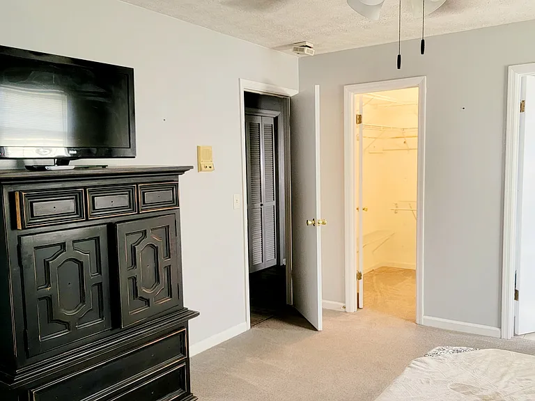 806 Greenwood Dr — Photo 36