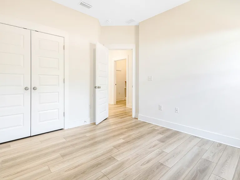 5320 Cornwall Dr — Photo 28